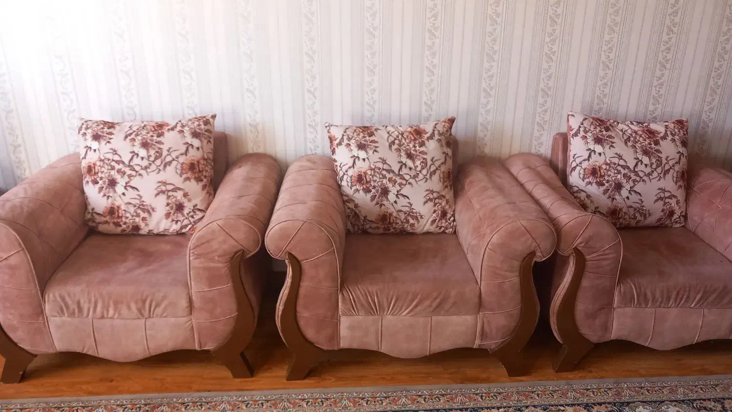 فروش مبلمان و میز و صندلی ۶نفره|مبلمان خانگی و میز عسلی|شیراز, کلاهدوز|دیوار