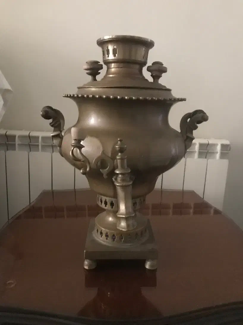 سماور روسی سفارشی فارسی نویس پشت پایه|کلکسیون اشیاء عتیقه|تهران, جوانمردان (اندیشه)|دیوار