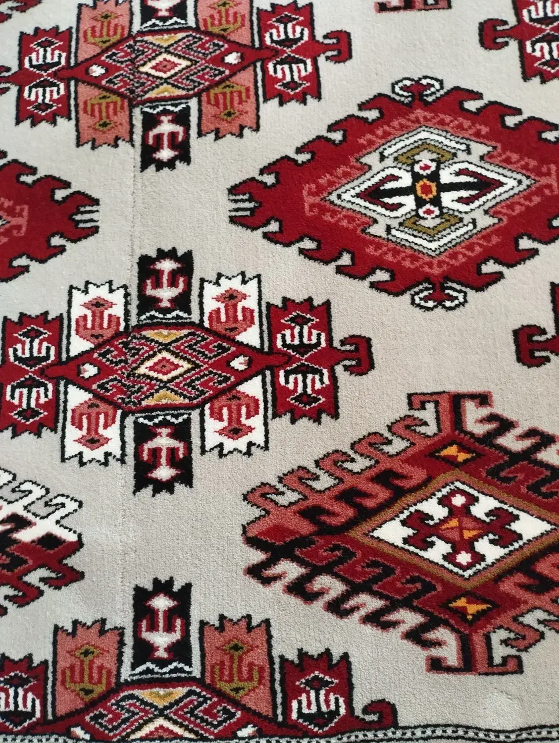 ۱۲متری حصارگل فیلی|فرش|گنبد کاووس, |دیوار