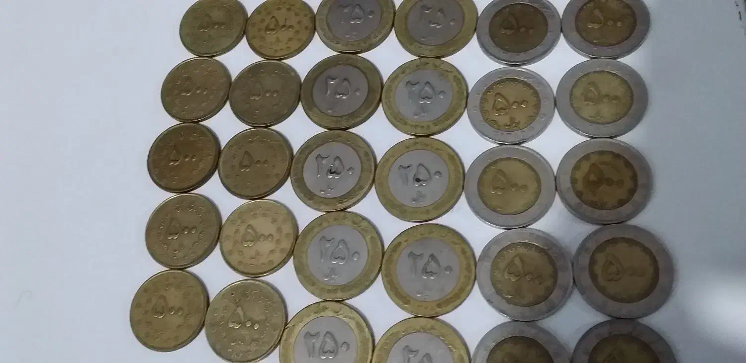 ۱۰۰ عدد سکه|کلکسیون سکه، تمبر، اسکناس|بروجرد, |دیوار