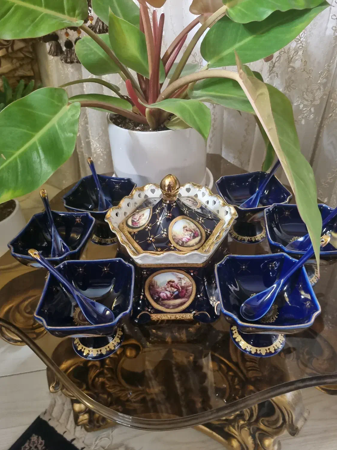 چینی مرغی طلاکوب|ظروف سرو و پذیرایی|اصفهان, باغ دریاچه|دیوار