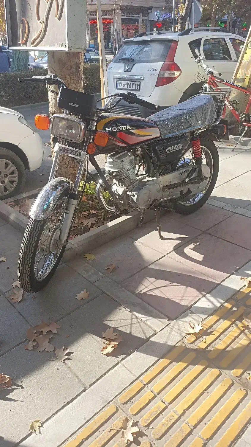 متور ویو۱۲۵|موتورسیکلت|شاندیز, |دیوار