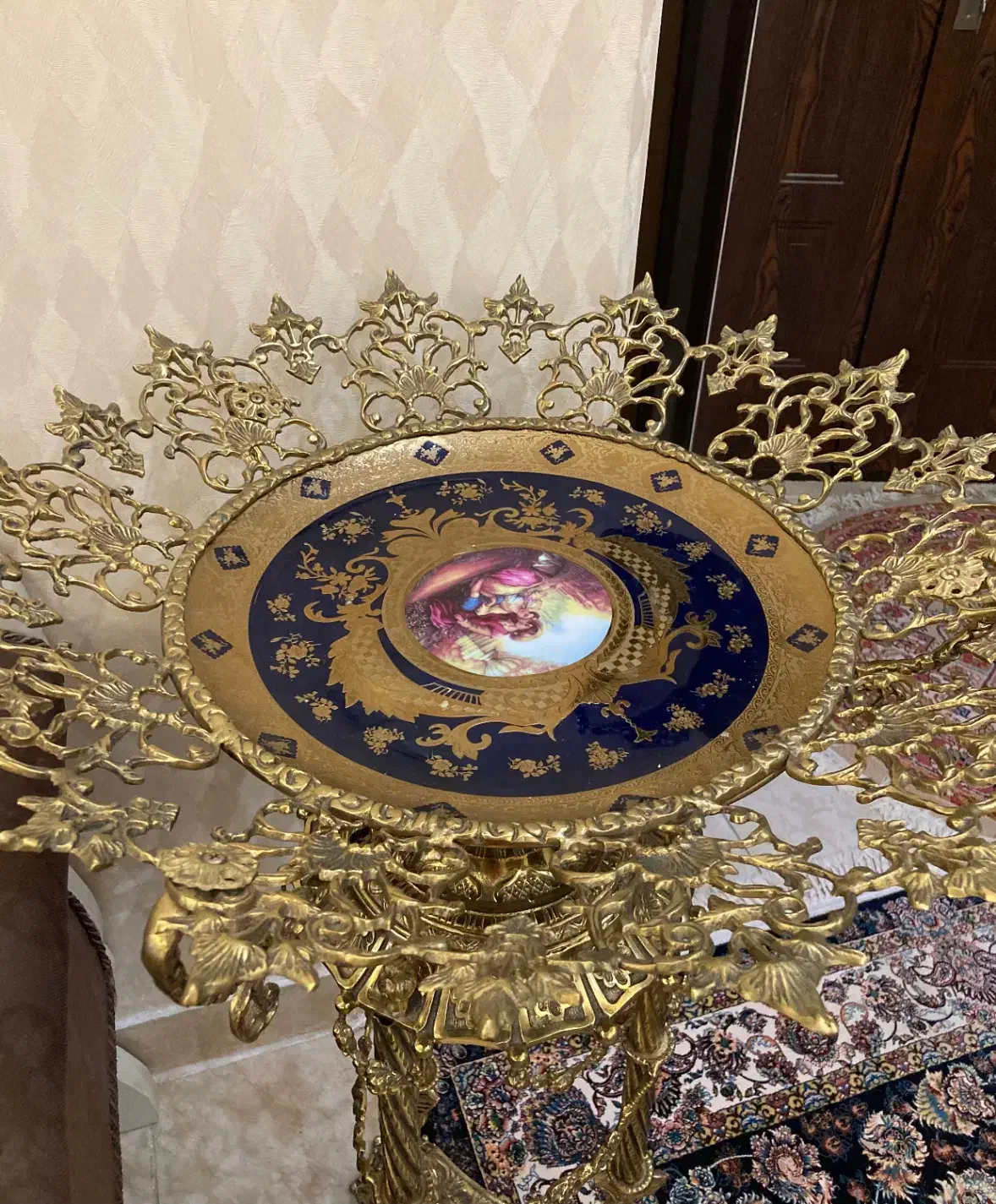 کنار سالنی برنز|ظروف سرو و پذیرایی|زنجان, |دیوار