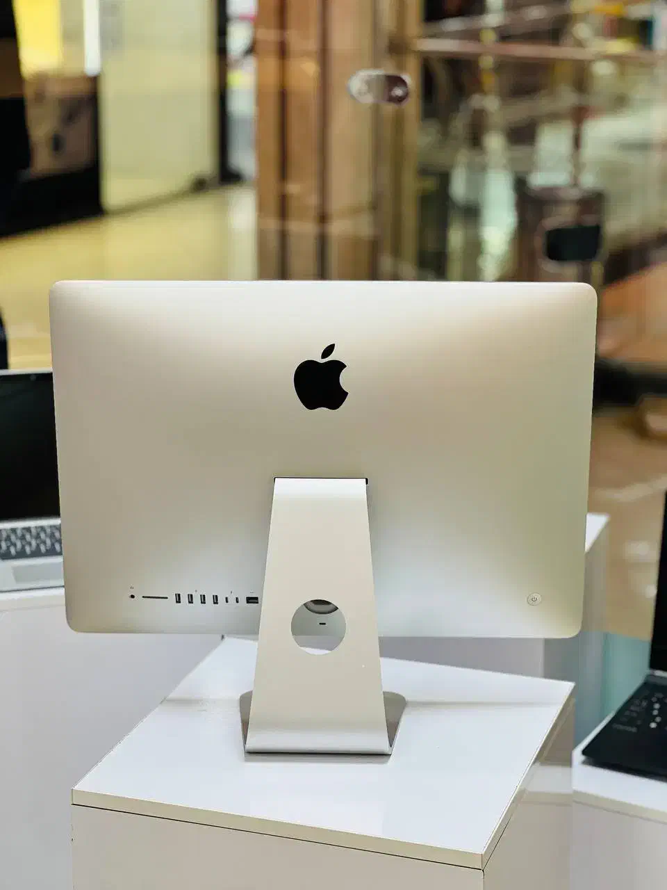 زیبایی،قدرت و وضوح بی نظیر iMac 27 اینچ|رایانه رومیزی|کرمان, |دیوار