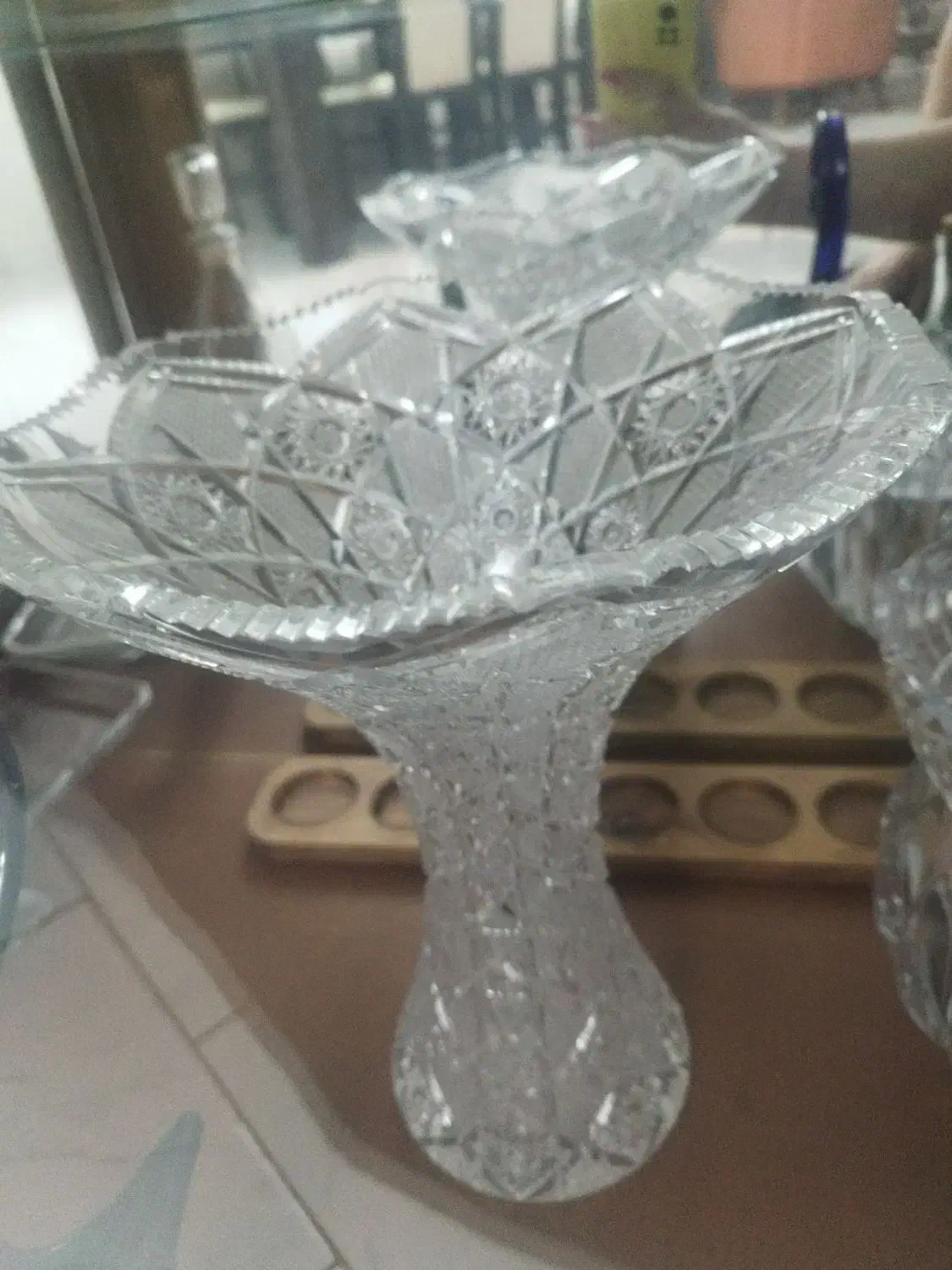 گلدان کریستال|ظروف سرو و پذیرایی|تهران, مجیدیه|دیوار