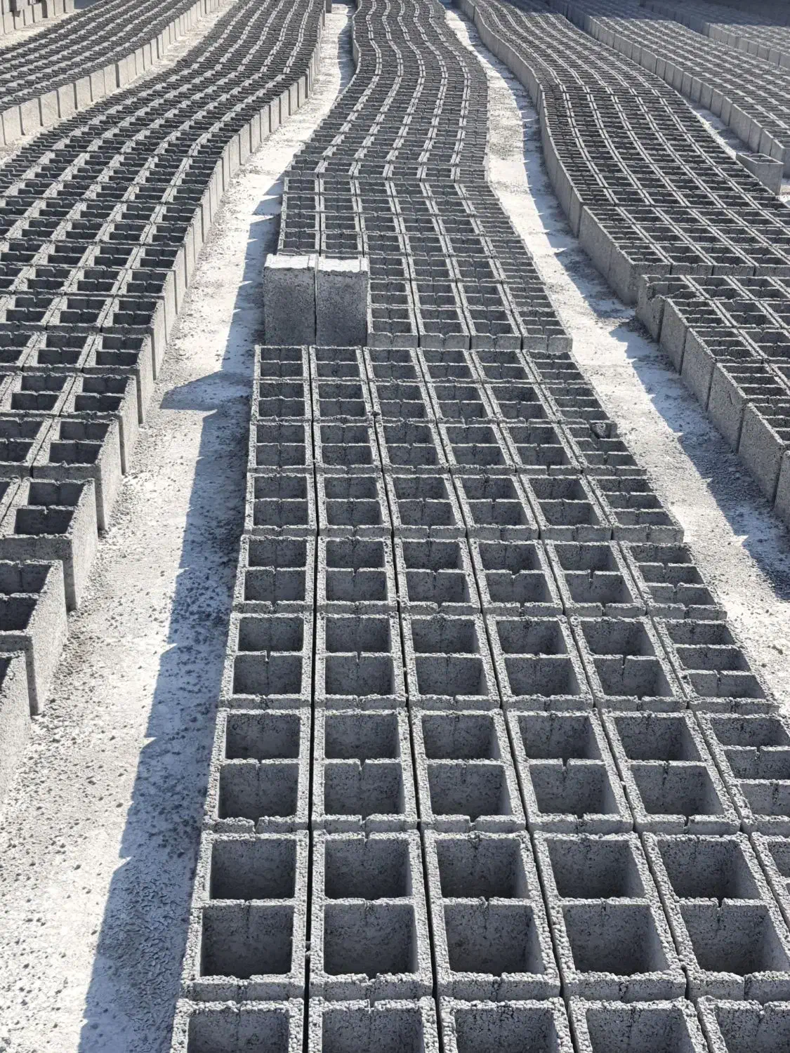 تولیدبلوک دیواری سیمانی ته بسته ۲۰×۴۰|مصالح و تجهیزات ساختمان|اصفهان, نصرآباد|دیوار