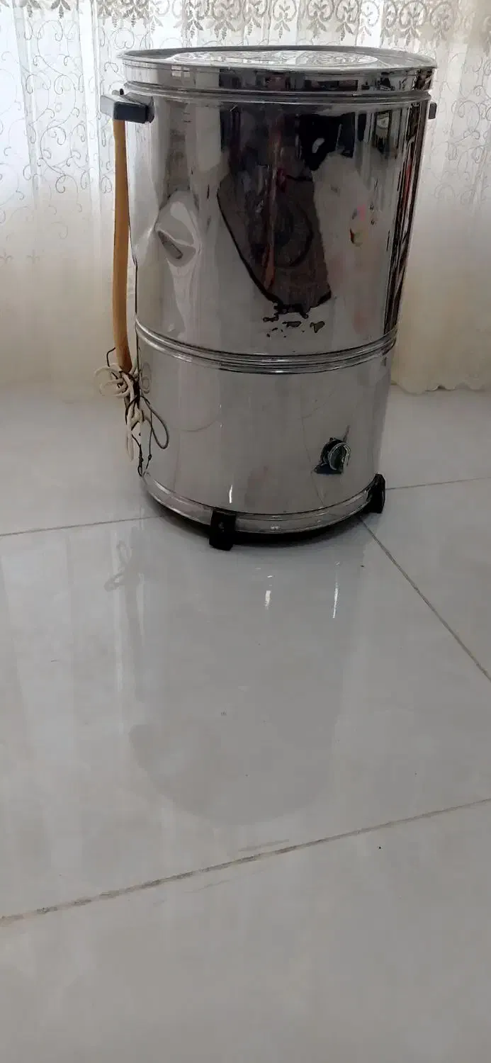 مشک برقی۳۰لیتری|سایر لوازم برقی|ملکشاهی, |دیوار