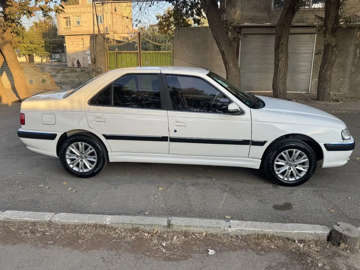 پژوپارس۱۴۰۲ موتورجدید سفارشی دریچه سیمی،|خودرو سواری و وانت|هشتگرد, هشتگرد قدیم|دیوار