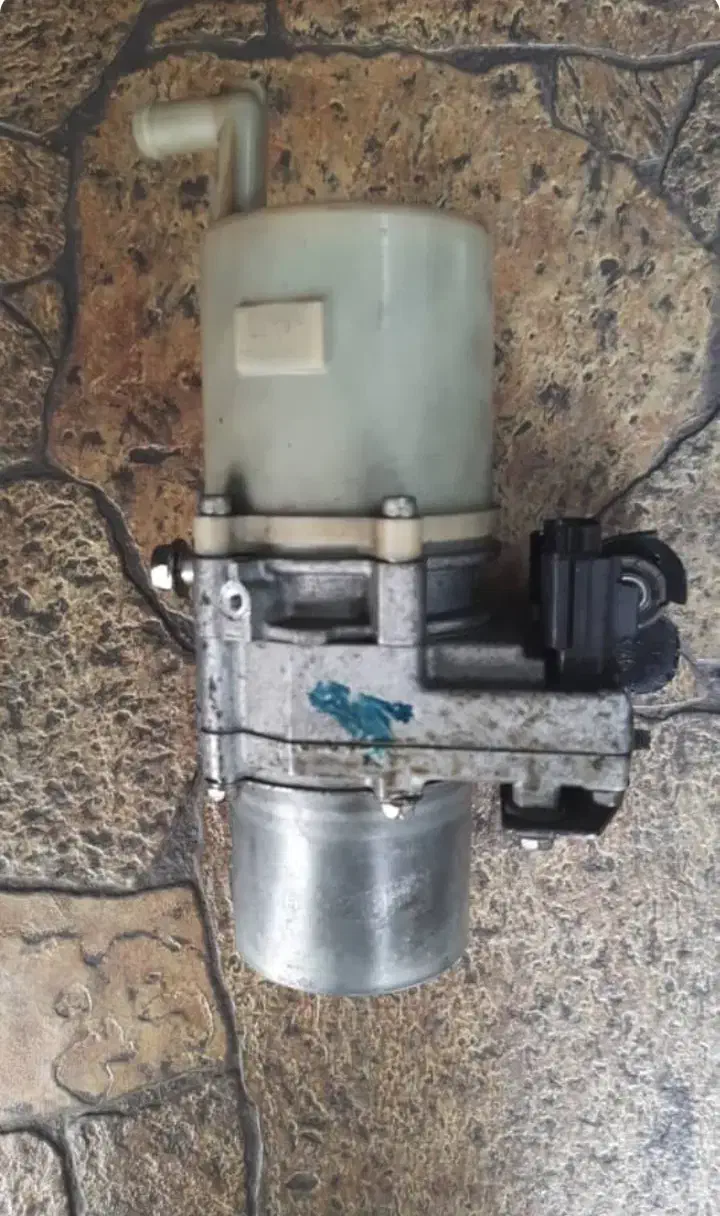 پمپ هیدرولیک مزدا 3|قطعات یدکی و لوازم جانبی|قم, سالاریه|دیوار