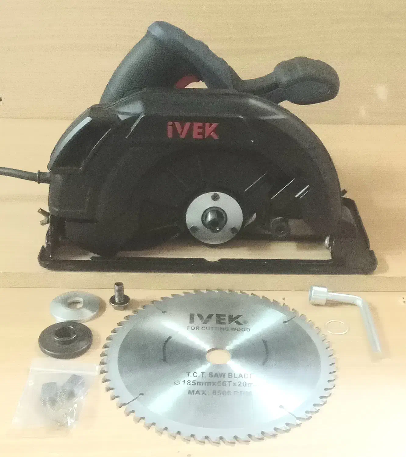 اره گردبر ایوک ۱۵۰۰ وات نو|ماشین‌آلات صنعتی|زنجان, |دیوار