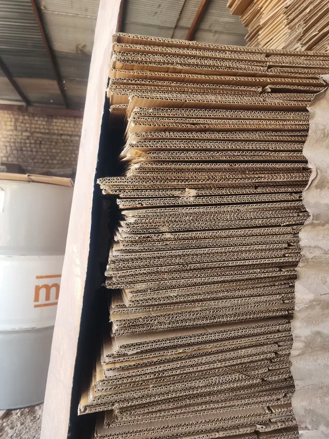 کارتن بسته بندی|ابزارآلات|نجف‌آباد, حومه نجف آباد|دیوار