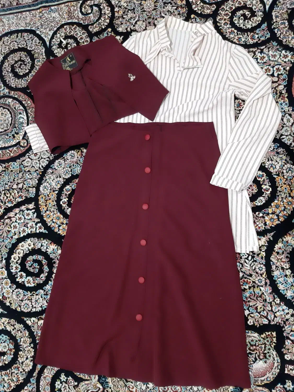 سه تیکه یلدایی|لباس|اراک, |دیوار