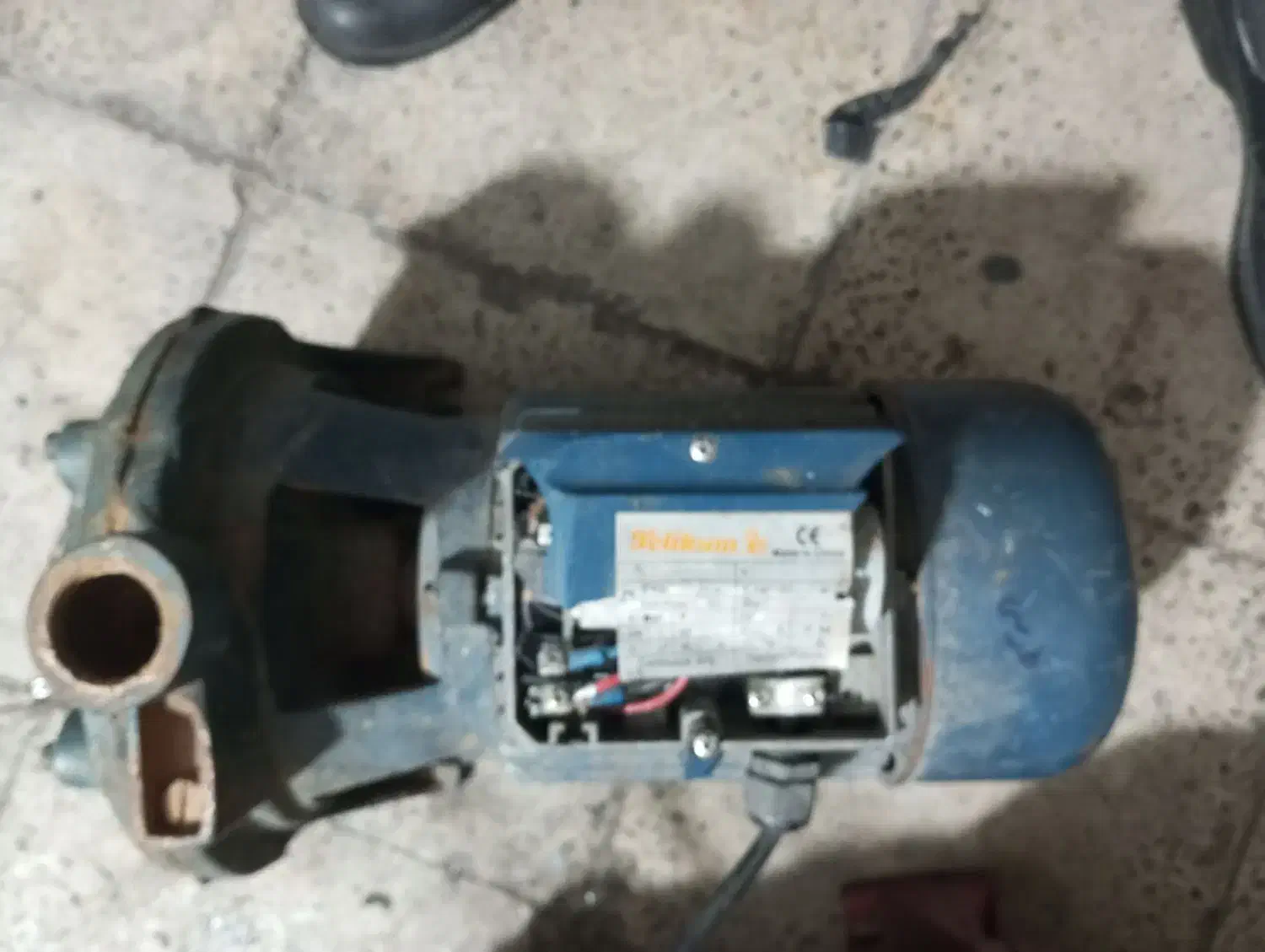 دو عدد پمپ اب یکی ایتالیای و یکی هم چینی دو اسب|ماشین‌آلات صنعتی|تهران, افسریه جنوبی|دیوار