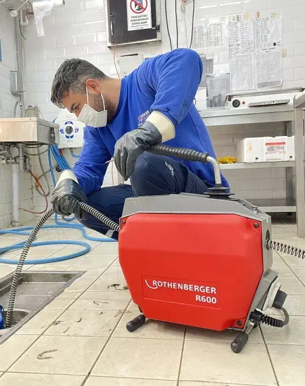 لوله بازکن فنربرقی فنر زنی برقی کل شهر24ساعت(فوری)|خدمات پیشه و مهارت|شیراز, قصرالدشت|دیوار