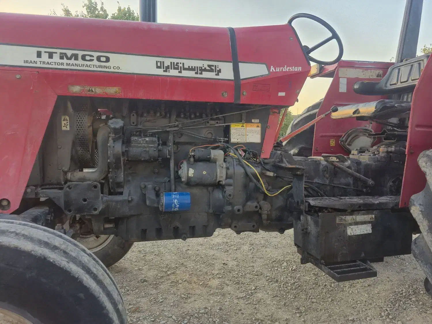 تراکتور مدل۹۱|خودرو سنگین|کرمانشاه, |دیوار