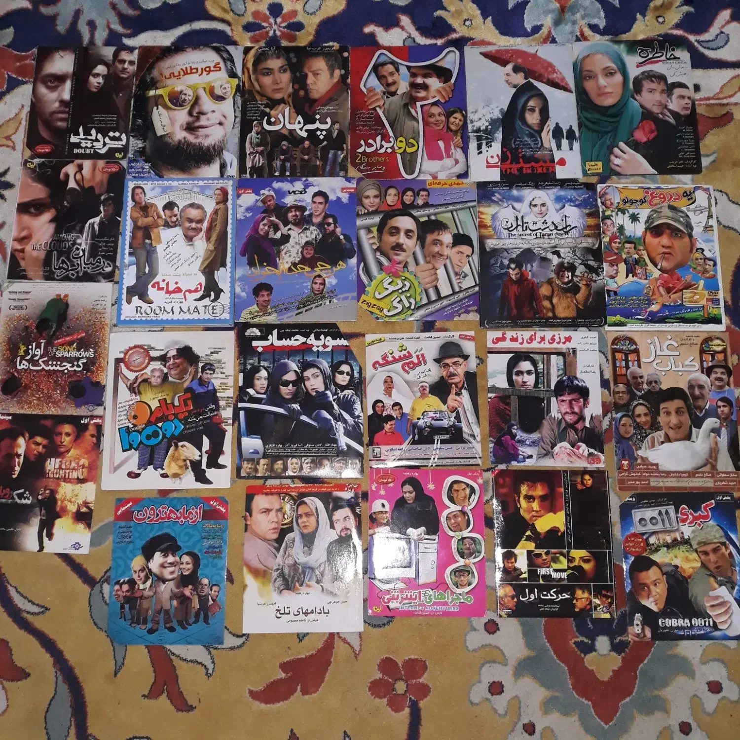 فروش بیش از هزار فیلم و کارتون|فیلم و موسیقی|رشت, کوی حسینی|دیوار