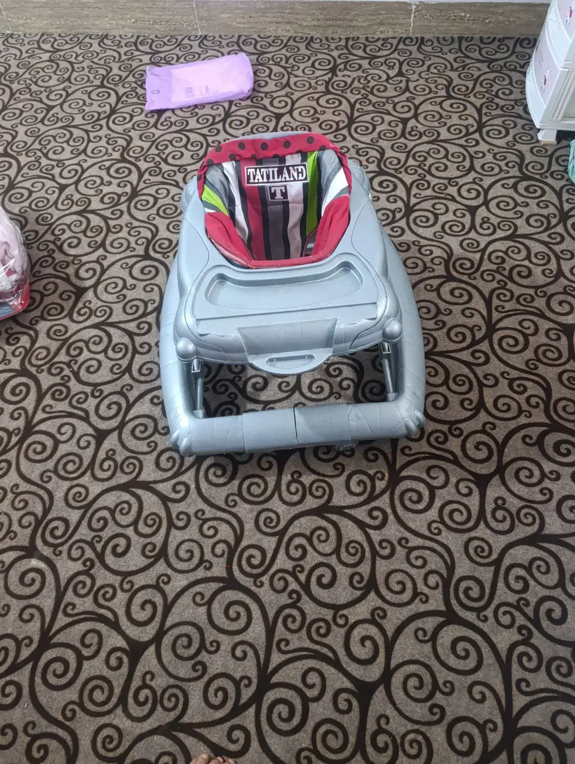 وسیله. بچه|اسباب و اثاث بچه|علی‌آباد کتول, |دیوار