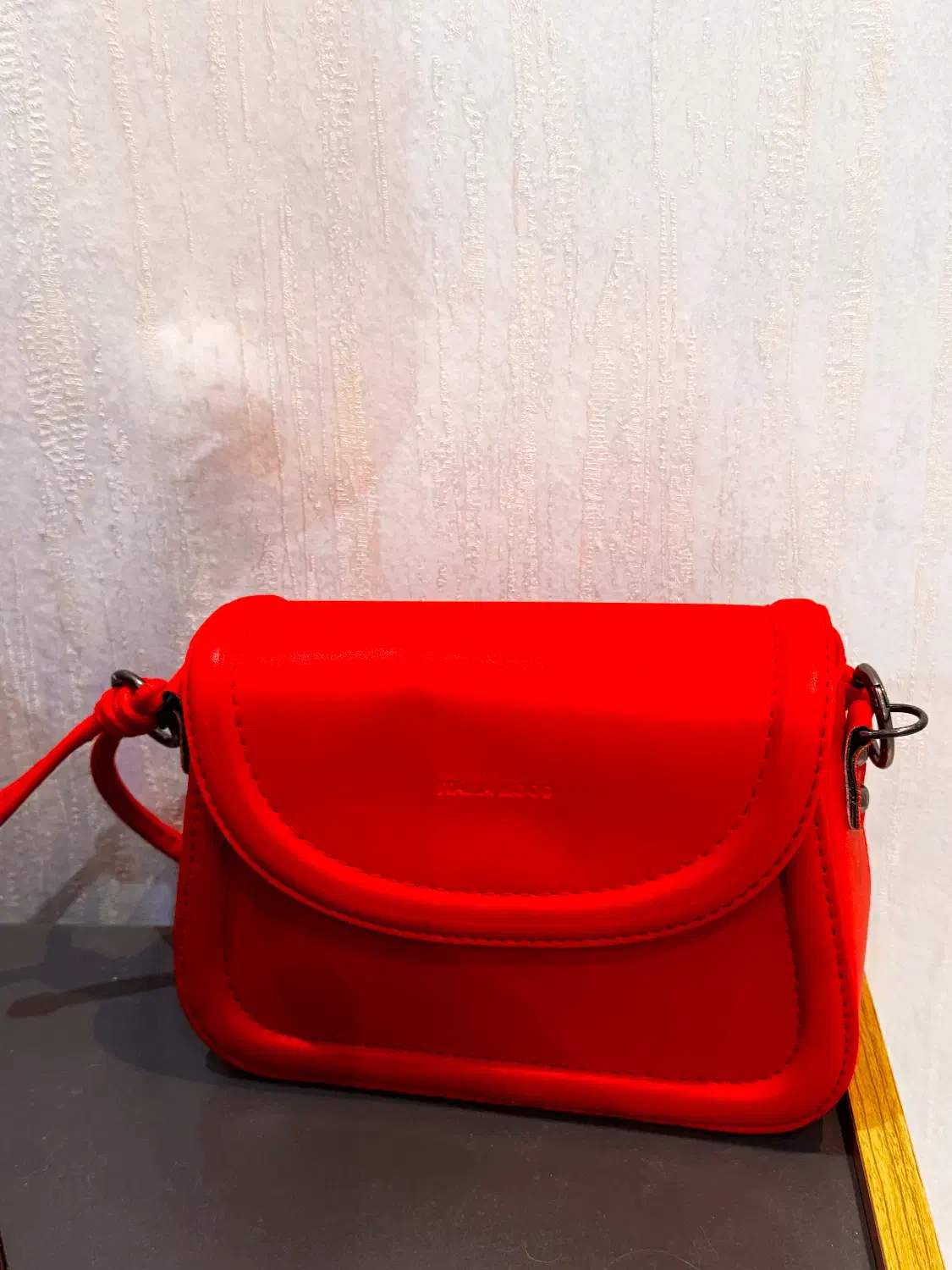 کیف|کیف، کفش، کمربند|لاهیجان, شیخ زاهد|دیوار