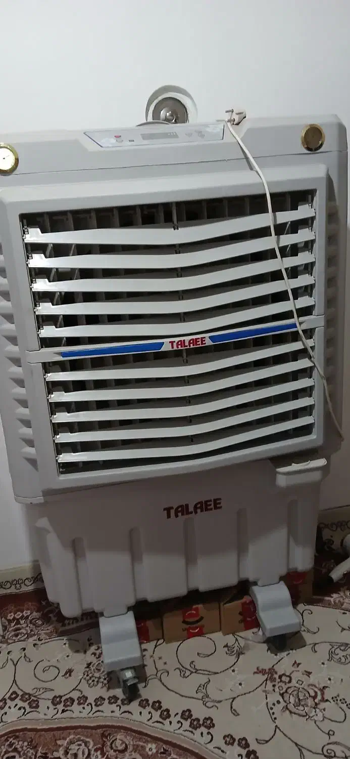 کولرآبی|کولر آبی|ماکو, |دیوار