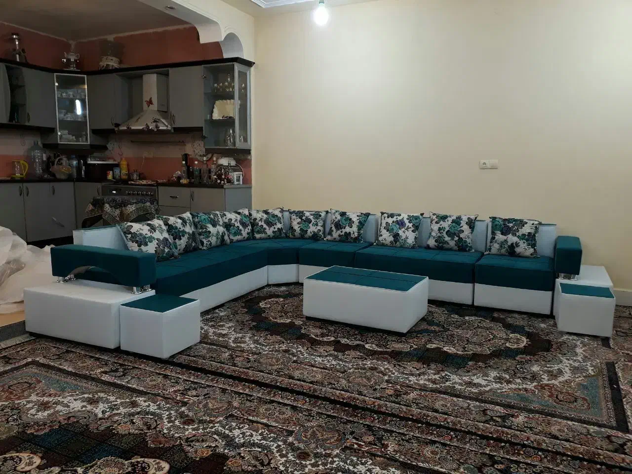 مبل با طراحی و دوخت مقاوم و بادوام مدل ال راحتی|مبلمان خانگی و میز عسلی|تهران, شهرک شریفی|دیوار