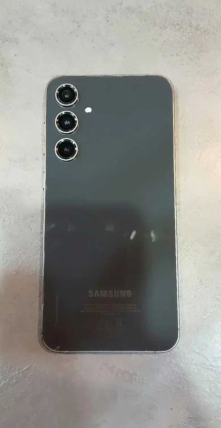 S23 FE بسیار تمیز گارانتی یک ماه مونده(نقد یا چک)|موبایل|رشت, یخسازی|دیوار