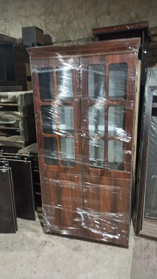 میز و صندلی اداری|دفتر کار|سیرجان, |دیوار