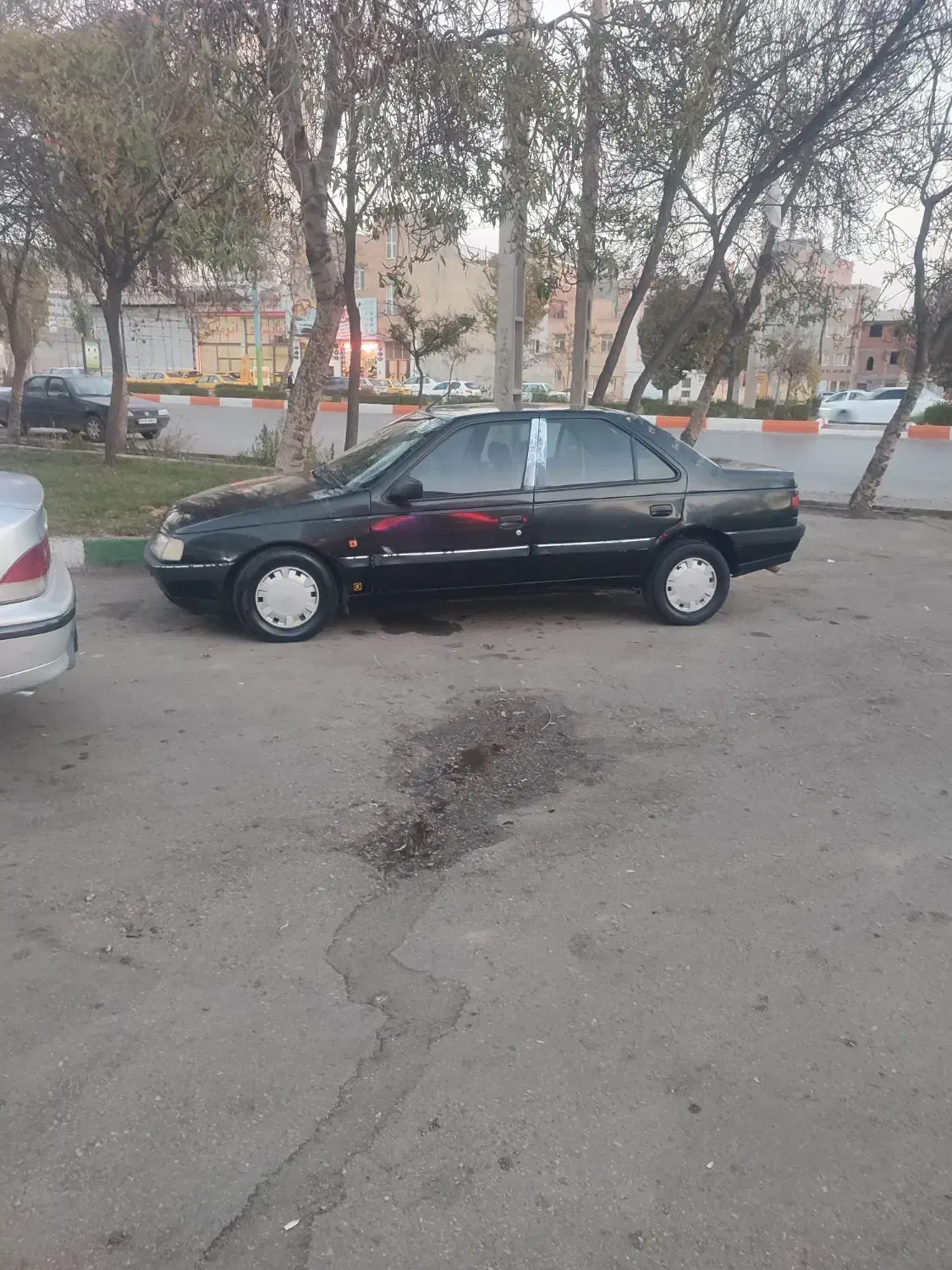 مدل 82|خودرو سواری و وانت|بندرعباس, |دیوار