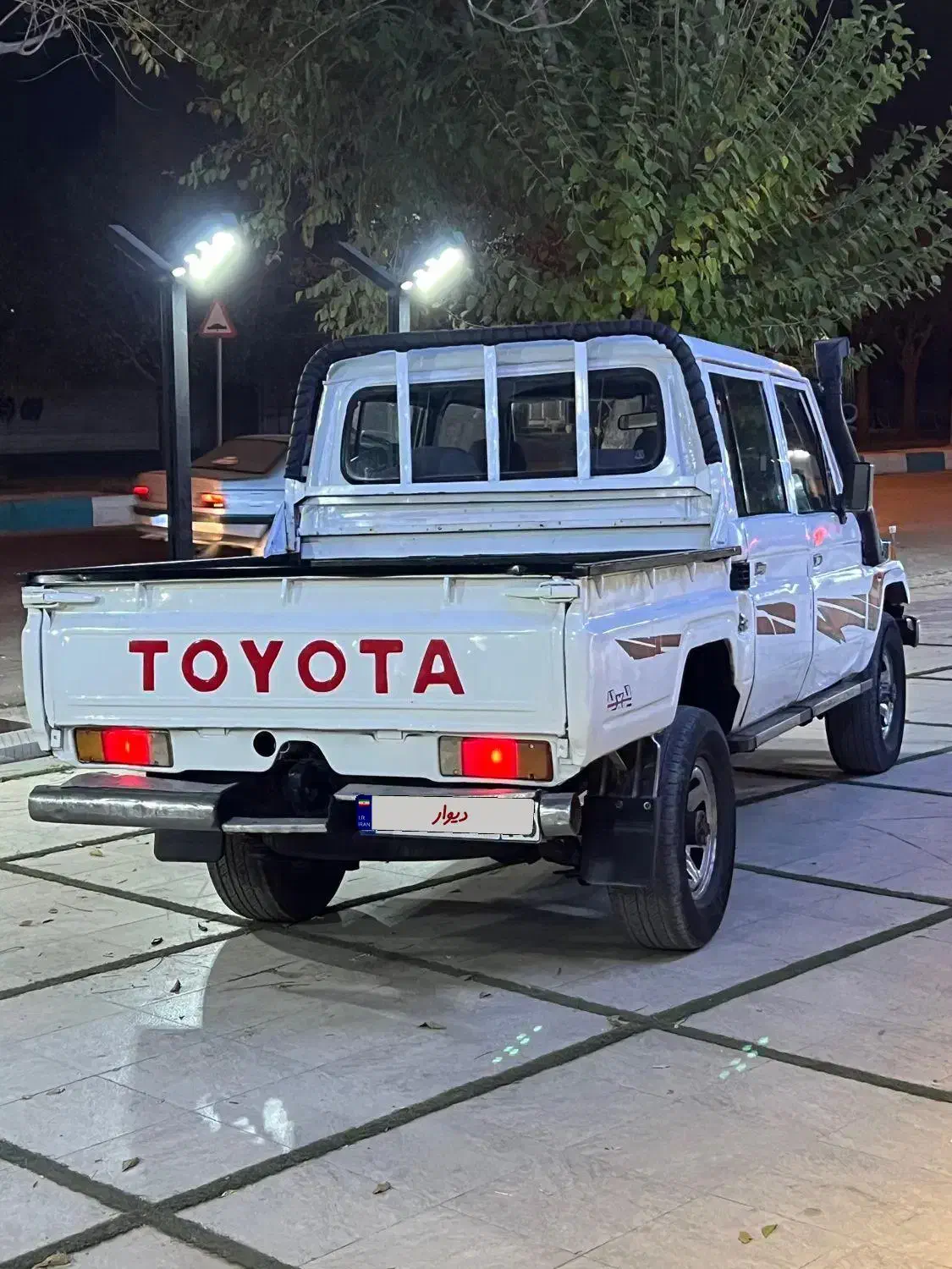 وانت لندکروز دوکابین3fمدل 2001|خودرو سواری و وانت|ارومیه, |دیوار