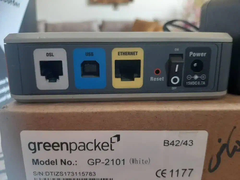 یک دستگاه مودم LINKSYS|مودم و تجهیزات شبکه|شاهین‌شهر, عطار|دیوار