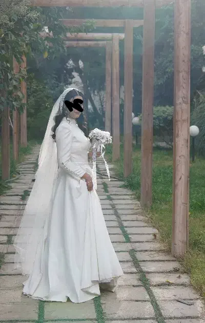 لباس عقدوفرمالیته|لباس|ری, جوانمرد قصاب|دیوار