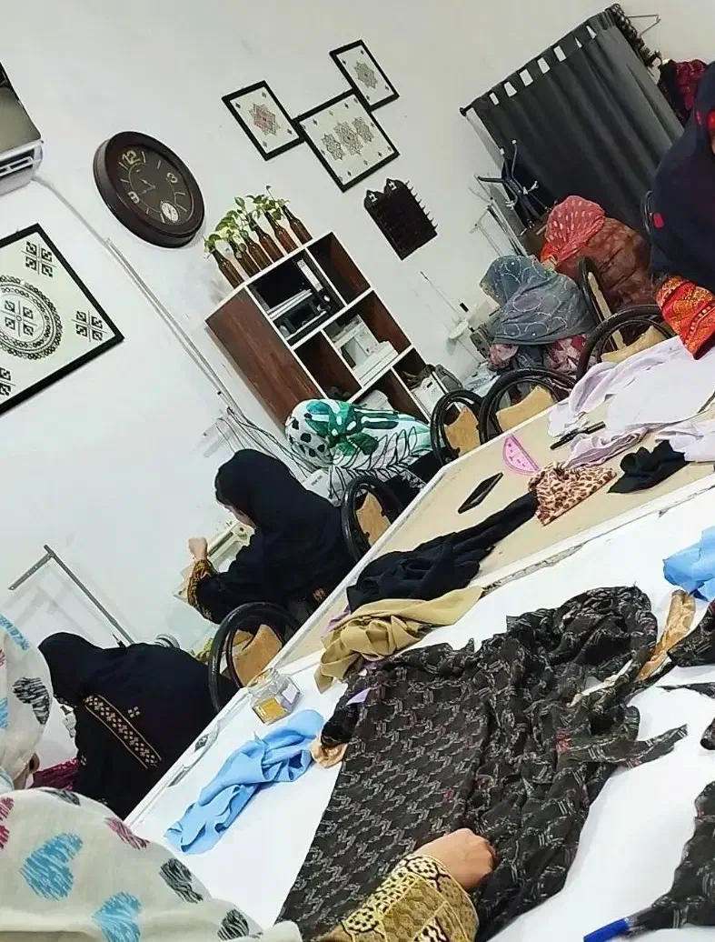 آموزش لباس بلوچی با کمترین زمان و بهترین آموزش|خدمات آموزشی|زهک, |دیوار