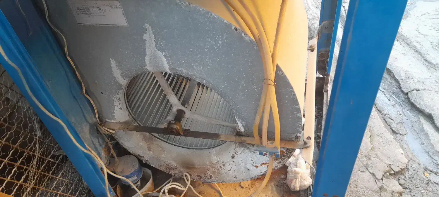 کولر آبی|کولر آبی|القجر, |دیوار