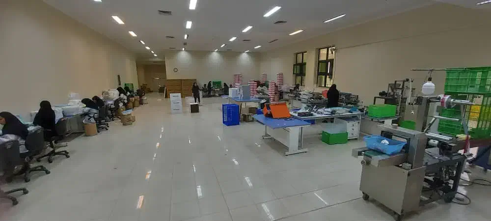 کارخانه آرایشی با کلیه دستگاهای تولید وبرند|فروش دفتر صنعتی، کشاورزی، تجاری|بوئین زهرا, |دیوار