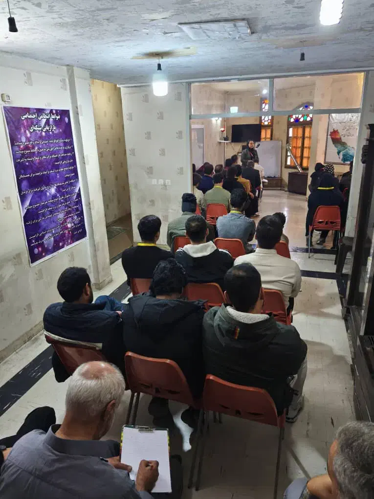 بازاریابی تلفنی با آموزش ودر آمد بالا|استخدام بازاریابی و فروش|قم, صدوق|دیوار