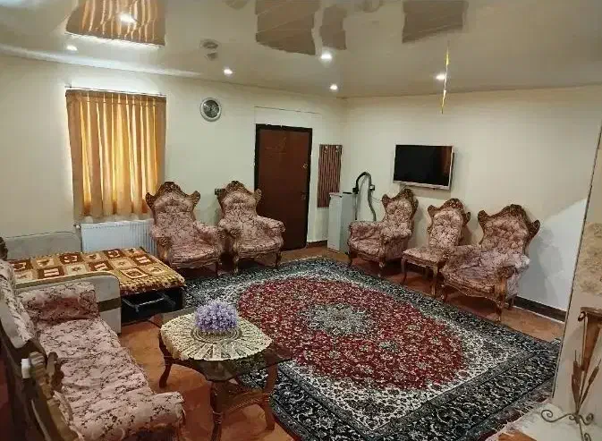 اجاره روزانه سوئیت اقامتی|اجارهٔ کوتاه‌مدت ویلا و باغ|ایوان, |دیوار