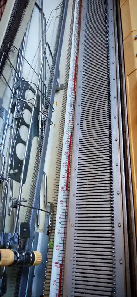 دستگاه عروسک بافی|چرخ خیاطی و ریسندگی|داراب, |دیوار