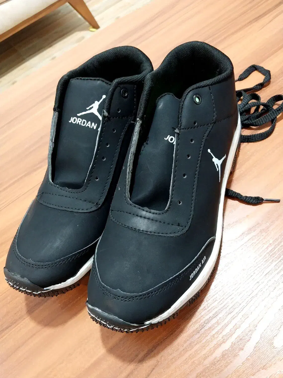 جردن|کیف، کفش، کمربند|گرگان, |دیوار