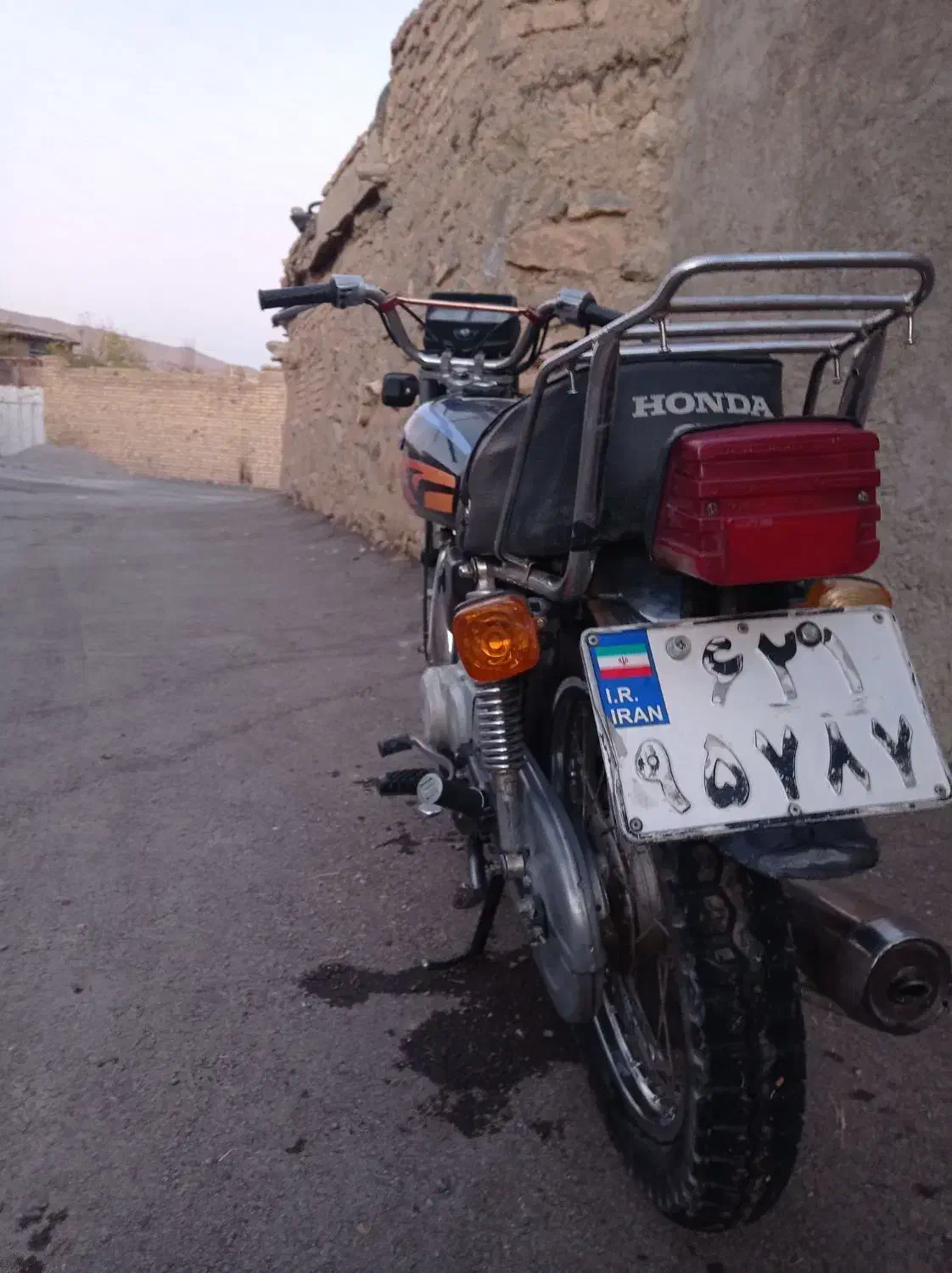 موتور ۱۲۵مدل ۱۳۹۰|موتورسیکلت|داران, |دیوار