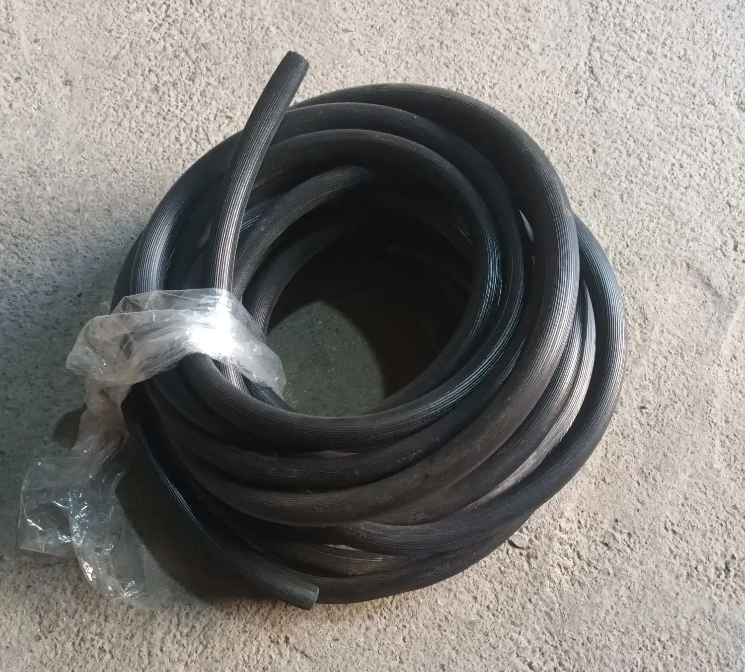 شیلنگ آب نمره 2/5|مصالح و تجهیزات ساختمان|الشتر, |دیوار