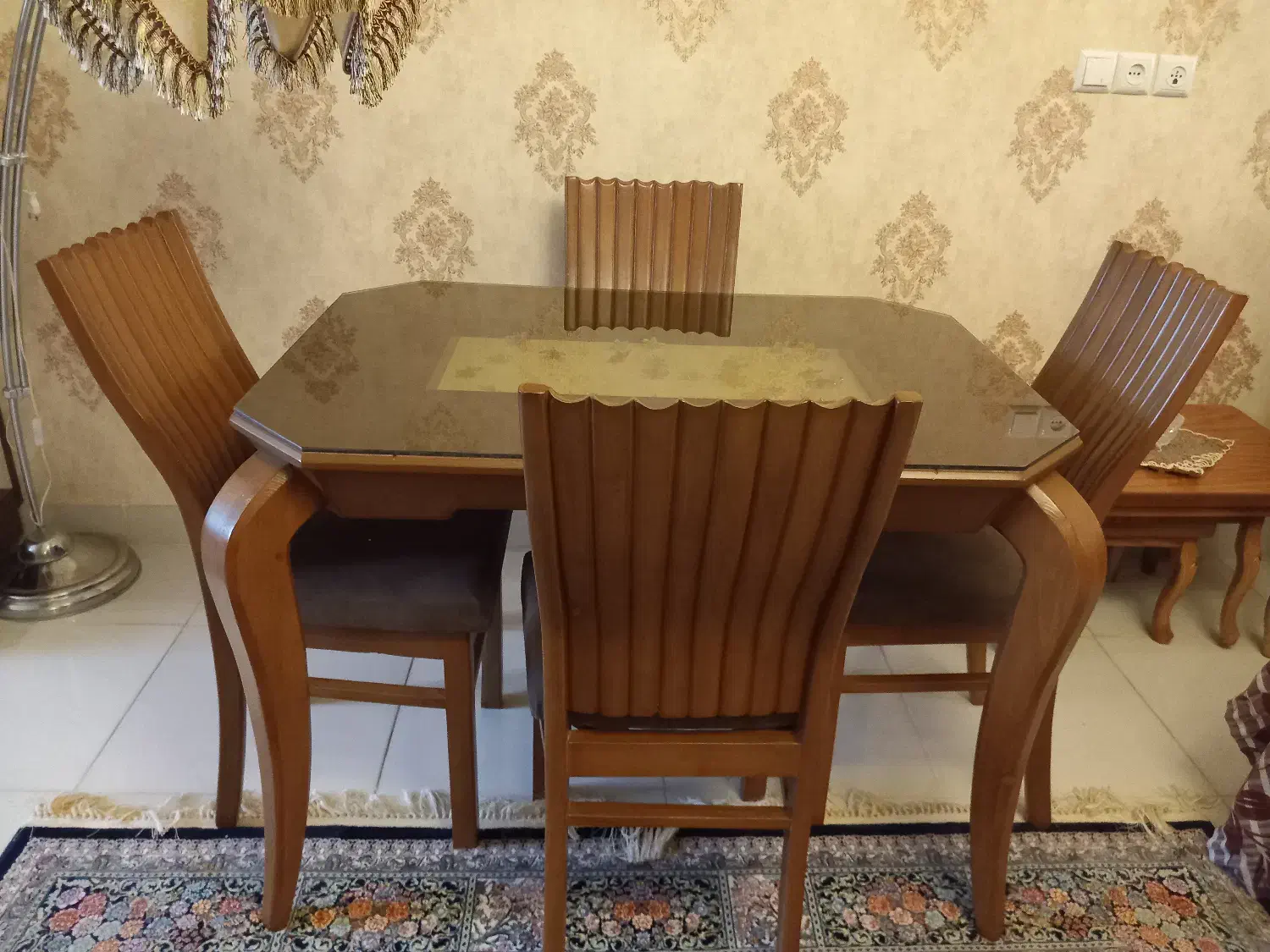 میز نهارخوری ۴ نفره|میز و صندلی غذاخوری|تربتحیدریه, شهرک ولیعصر|دیوار