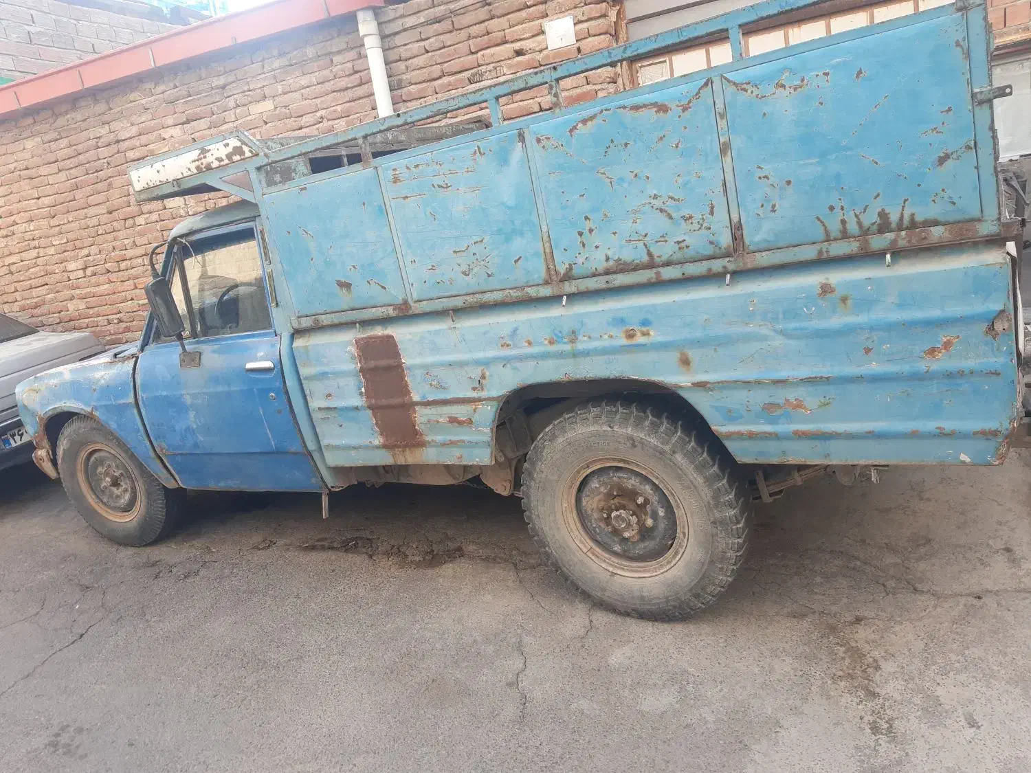 وانت نیسان مدل ۱۳۶۳|خودرو سواری و وانت|ایلخچی, |دیوار