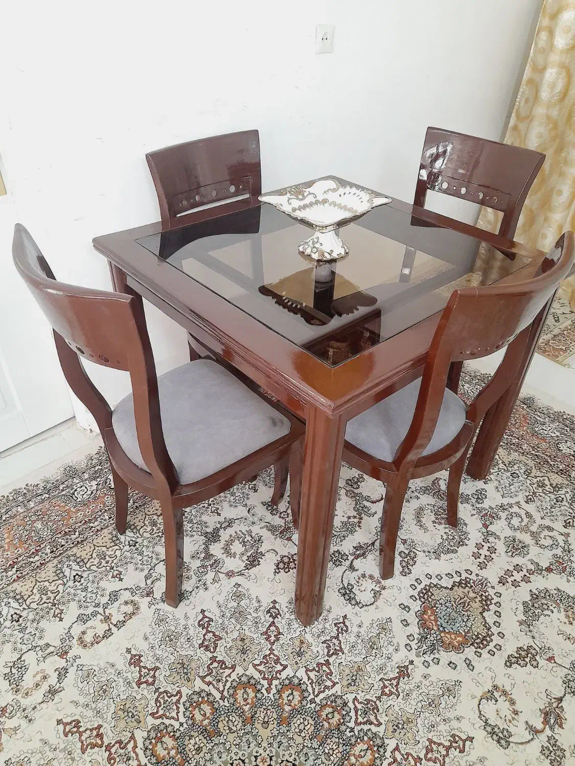 میزناهارخوری ۴نفره|میز و صندلی غذاخوری|مشهد, توس (بلوار توس)|دیوار