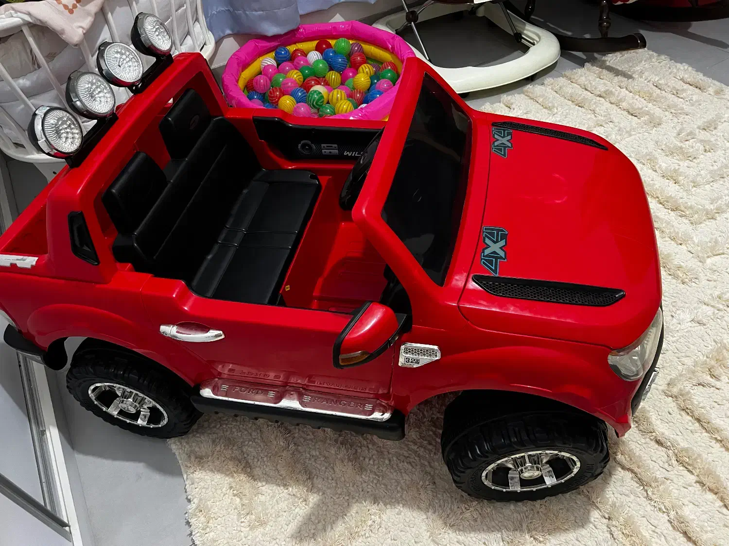 ماشین شارژی|اسباب‌بازی بچه|ساری, |دیوار