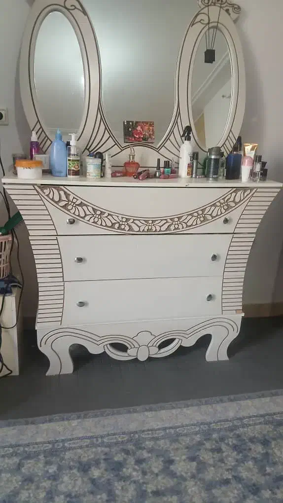 سرویس خواب دونفره بدون خوش خواب|تخت و سرویس خواب|کازرون, |دیوار