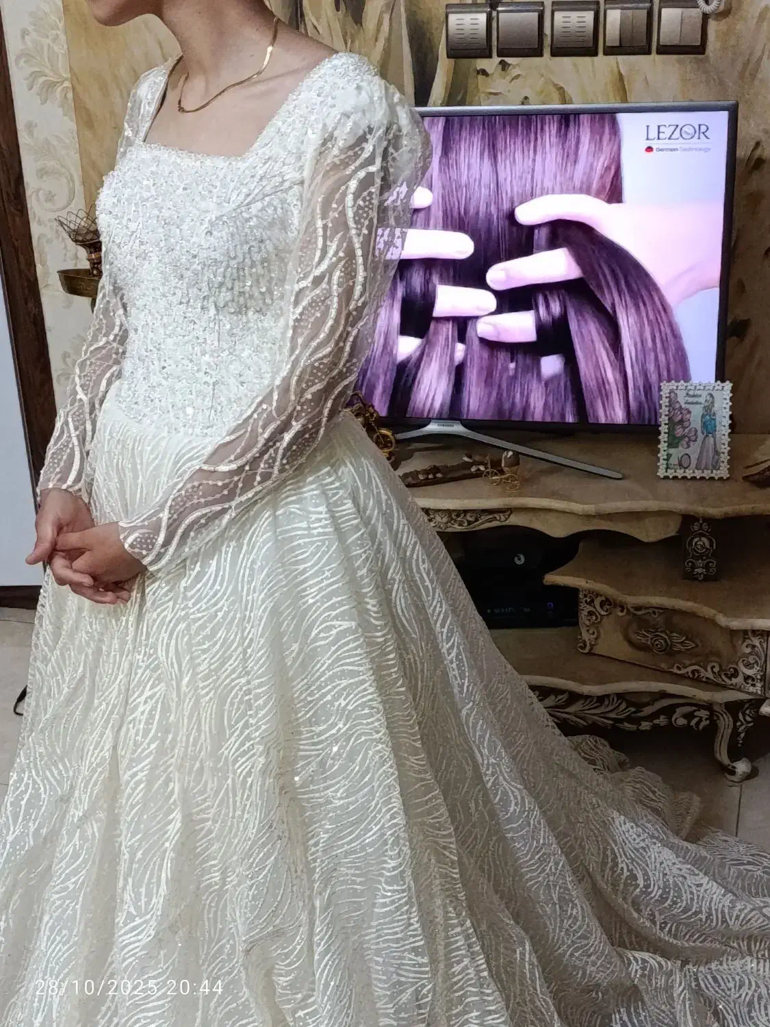 فروش لباس عروس|لباس|اصفهان, قهجاورستان|دیوار