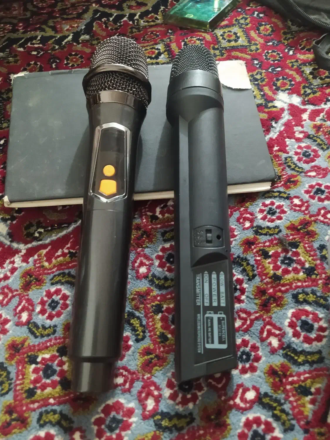 دوعدد میکروفن بیسیم با یه عدد بنجو افغانی|صوتی و تصویری|زاهدان, |دیوار