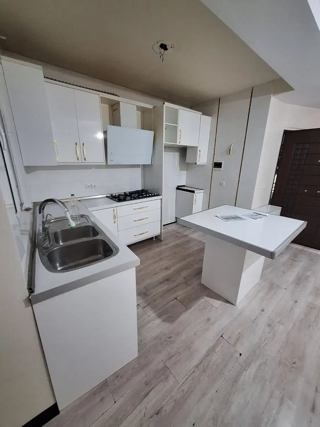 فرشته  75 متر  ۲ خواب