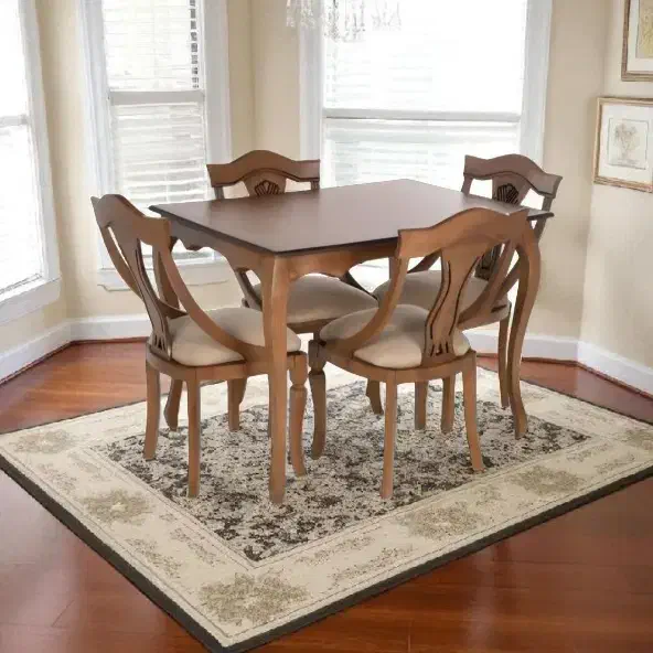 نرگس|میز و صندلی غذاخوری|اصفهان, فجر|دیوار