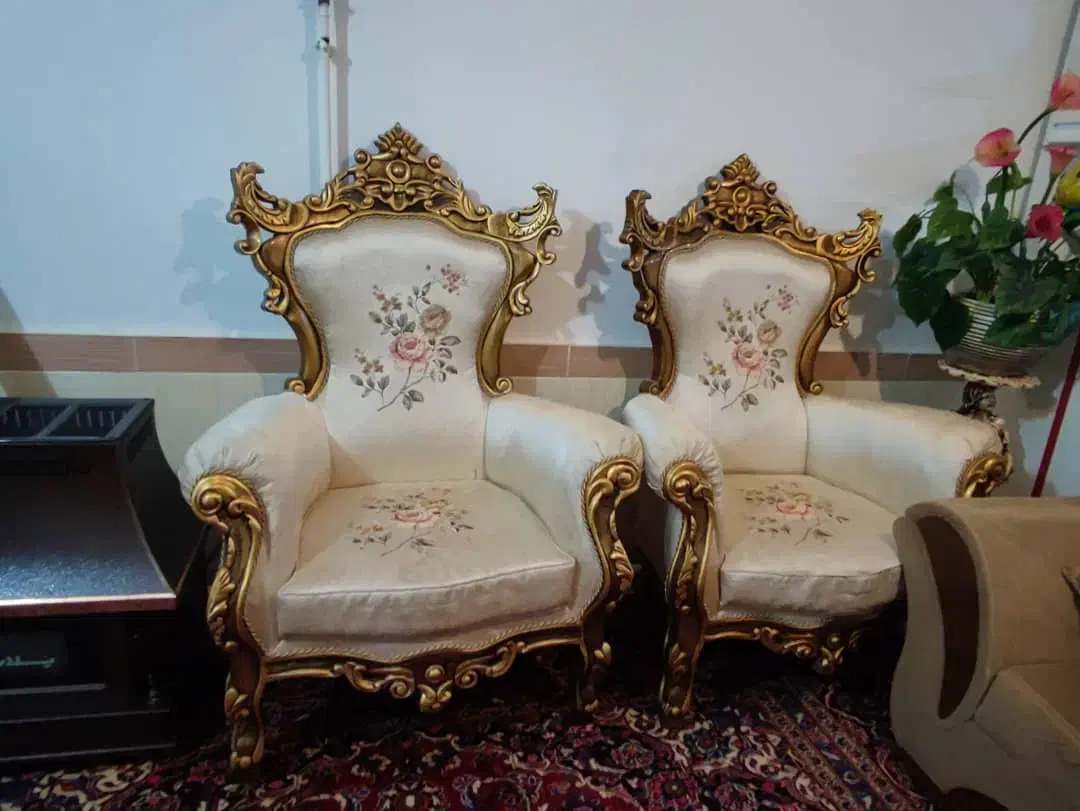 یک دست ۹ نفره مبل سلطنتی تمیز تبریز|مبلمان خانگی و میز عسلی|ایلخچی, |دیوار