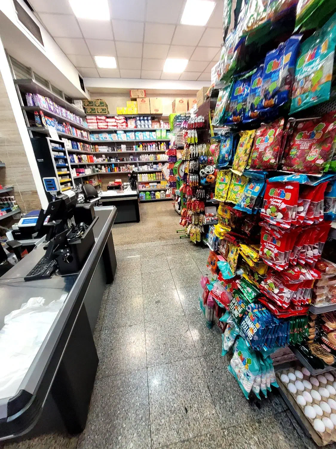 کارگر ساده خوش برخورد برای کار درسوپرمارکت|استخدام خدمات فروشگاه و رستوران|تهران, چوب تراش|دیوار